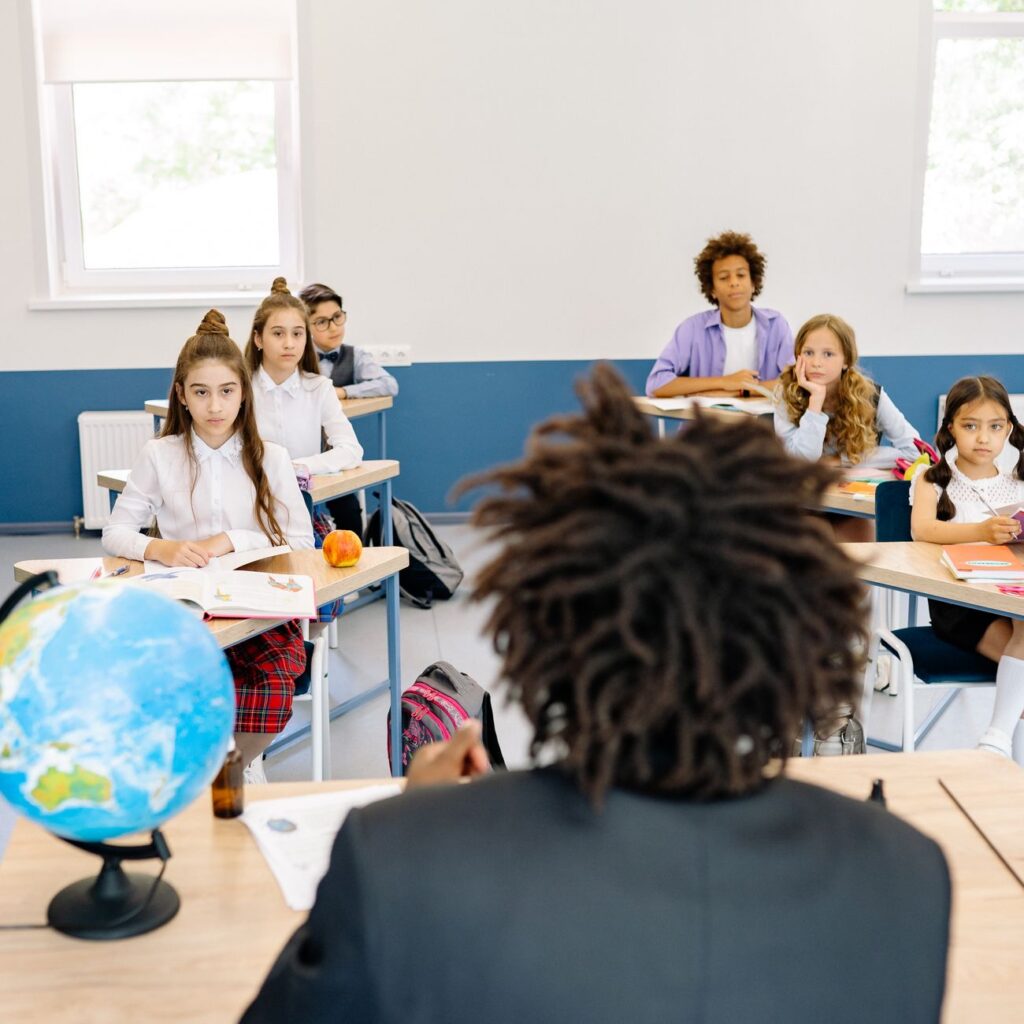 La influencia de la tecnología en los másteres de educación 1 pexels photo 8617961 10